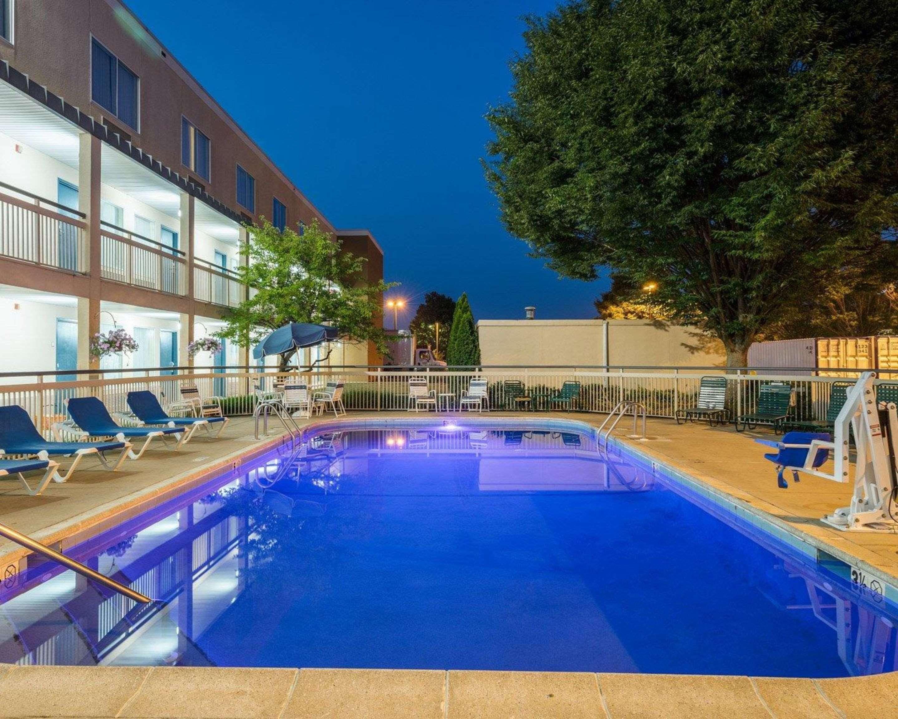 Quality Inn Newark Exterior foto